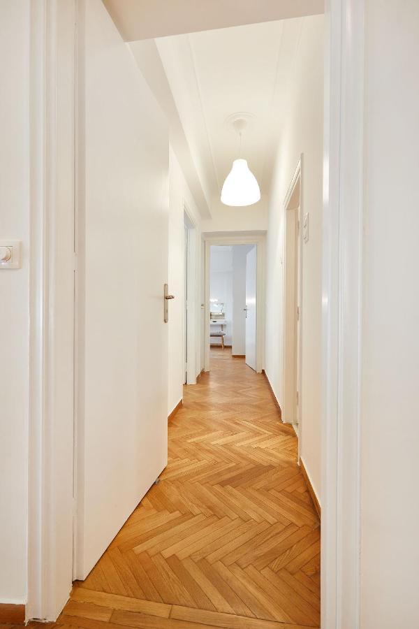 Chloe Boutique Apartments Nikis Athen Exterior foto